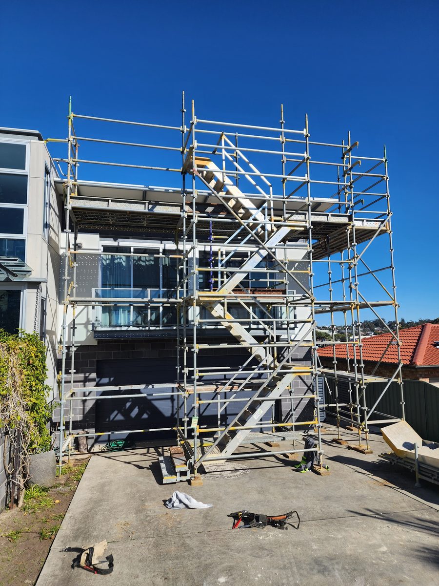 Kwikstage installation with stair access
